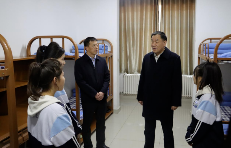 情系师生 共话成长 凝聚力量--自治区、伊犁州领导深入伊犁技师培训学院开展“讲思政课”活动