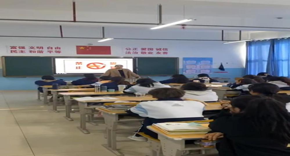 Screenshot_20251114_164501_com.huawei.himovie.local_edit_20090137708392