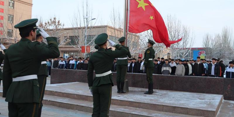 伊犁技师培训学院举行开学第一课系列活动