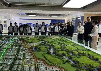 校企深融合  实习稳对接